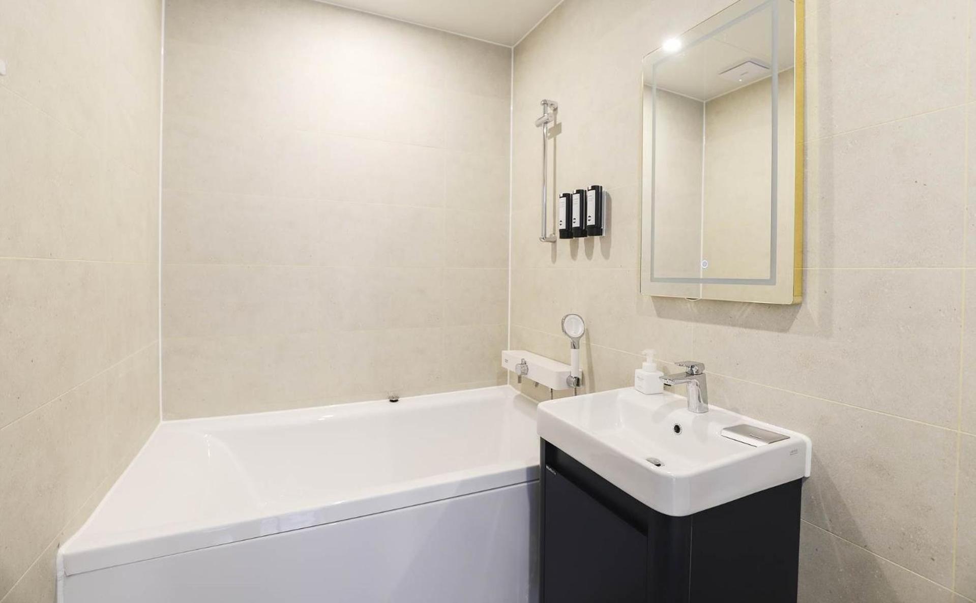 The Van Hotel أولسان المظهر الخارجي الصورة